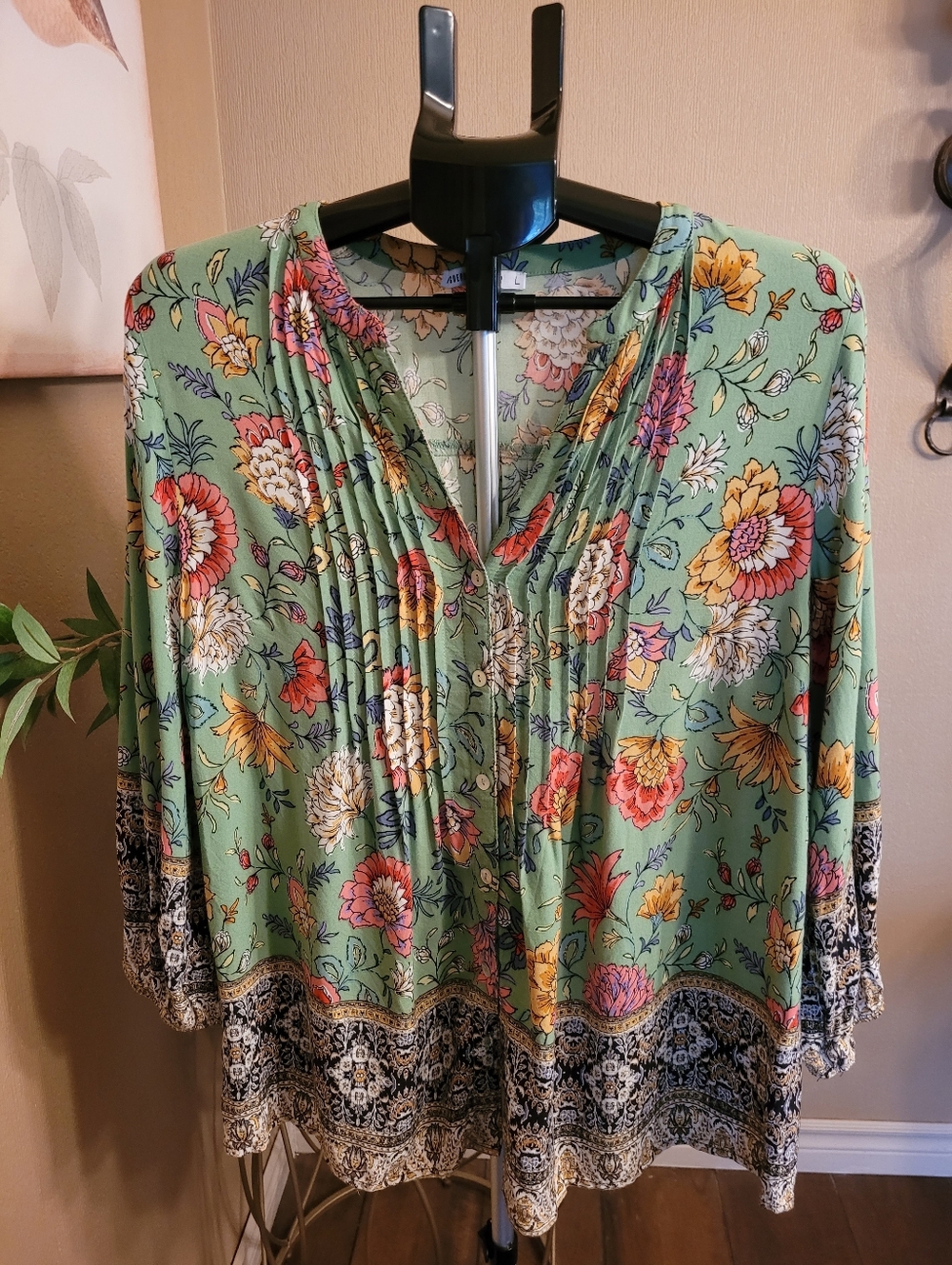 Figueroa & Flower Floral Green  Women's Blouse